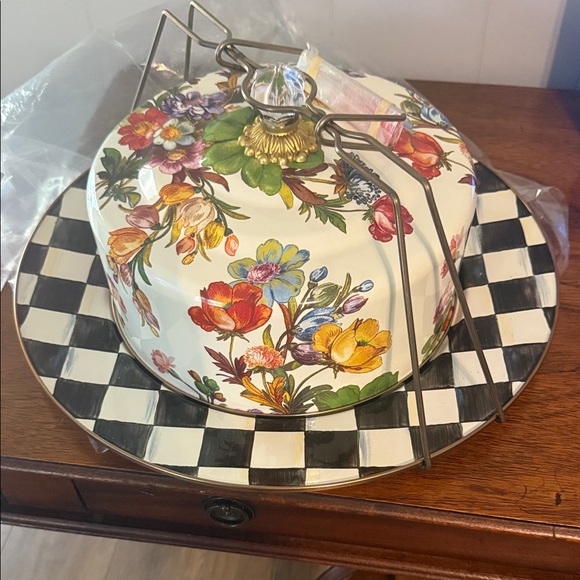 MacKenzie-Childs Other - MacKenzie-Childs Floral Cake Carrier with Checkered Base New